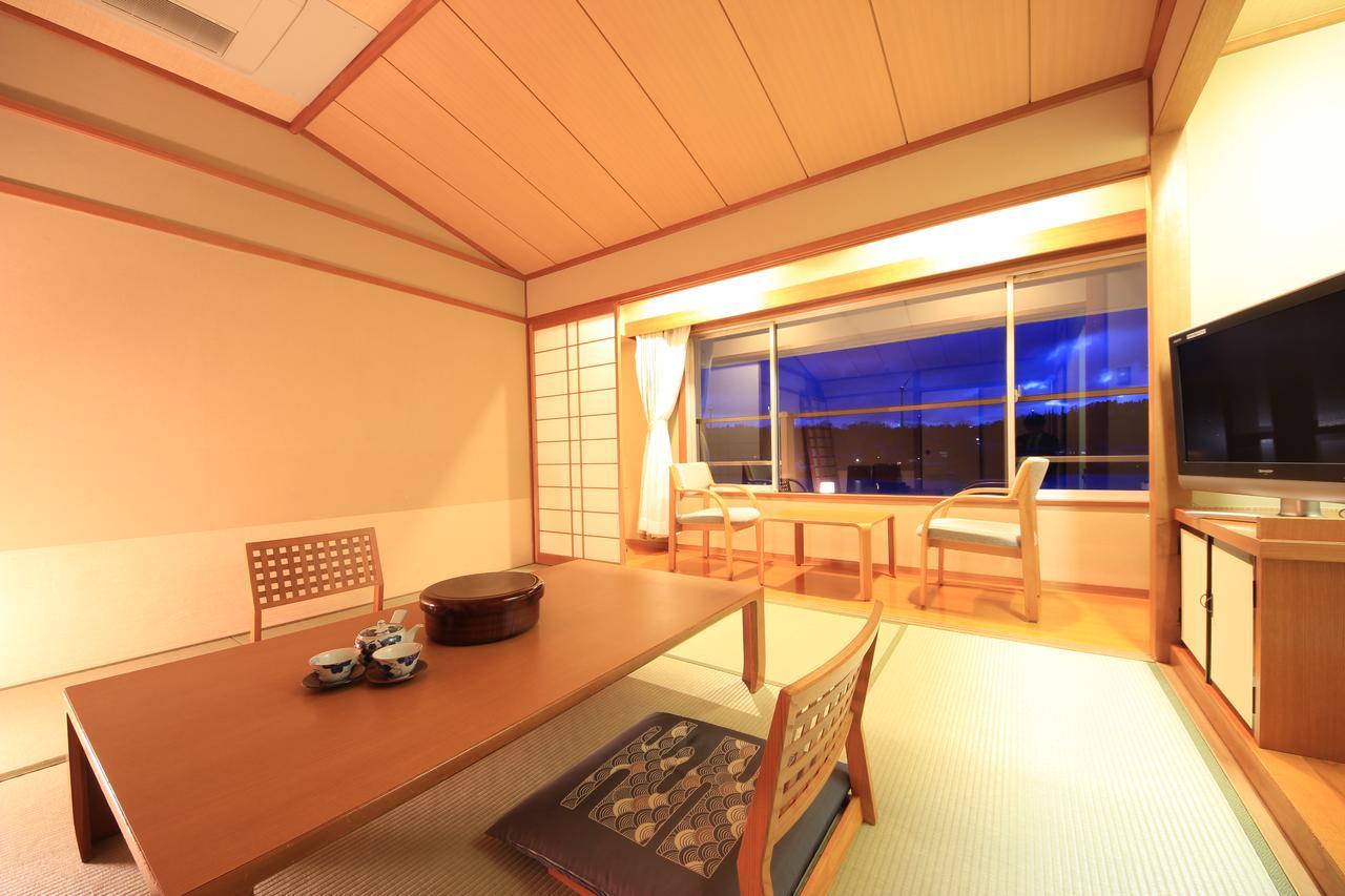 Awara Kitagata Onsen Kohanso Hana Yurari Extérieur photo