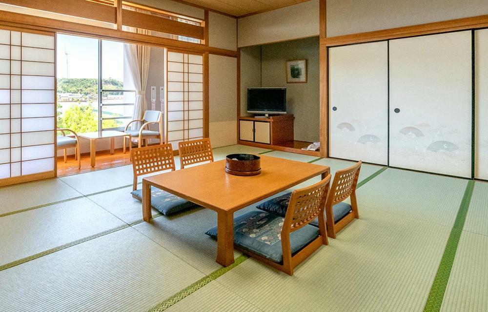 Awara Kitagata Onsen Kohanso Hana Yurari Extérieur photo
